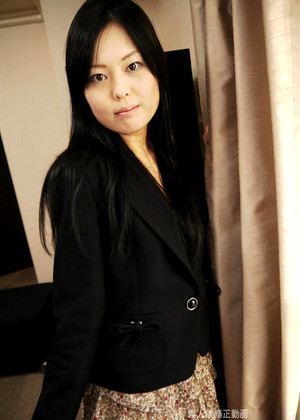 Japanese Airi Yura Kiskiss Thai Girl