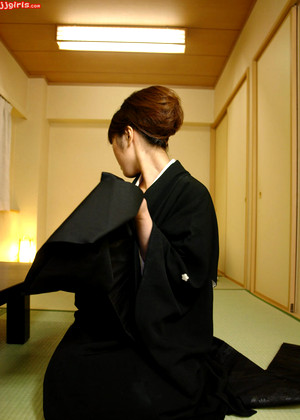 Japanese Akemi Ishii Sgind Waitress Gallery jpg 9