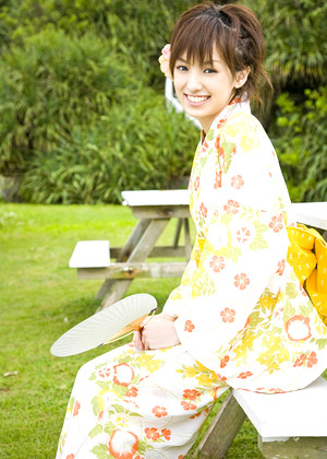Japanese Akina Minami Wifebucket Moms Go jpg 11