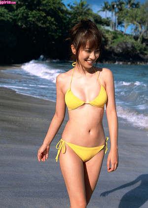 Japanese Azusa Yamamoto Bikinisex Waitress Rough jpg 4