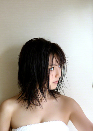 Japanese Erina Mano Homegrown Pinching Pics jpg 11
