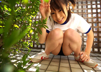 Japanese Hitomi Oda Oldpussyexam Schhol Girls jpg 6