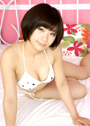 Japanese Hitomi Yasueda Rudedares Horny Guy jpg 4