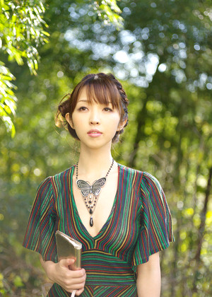 Japanese Mae Otsuka Shemale Wife Bucket jpg 4