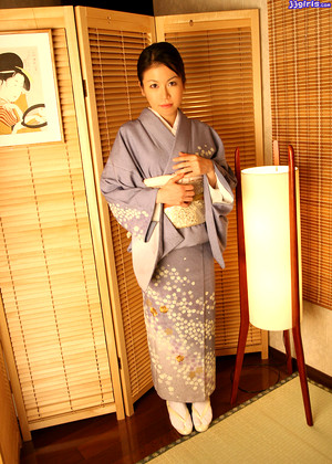 Japanese Mari Ito Barh Two Noys jpg 1