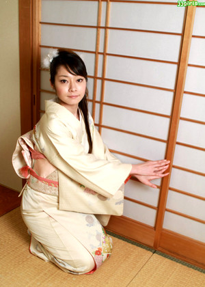 Japanese Mayumi Takeuchi Perky Bbw Pic jpg 8