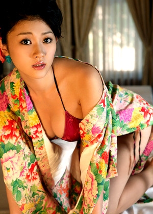 Japanese Mikie Hara Jada Hot Legs jpg 1