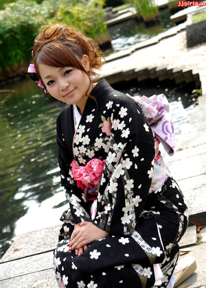 Japanese Minako Sawada In Pasutri Indonesia jpg 3