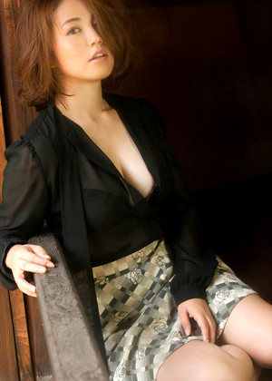 Japanese Sayaka Isoyama Fighthdsex Silk Bikini jpg 10