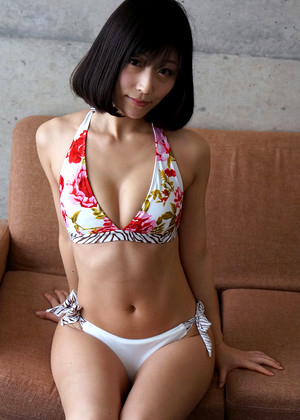 Japanese Shiori Yuzuki Grannysexhd Perfectgirls Fuckef jpg 6