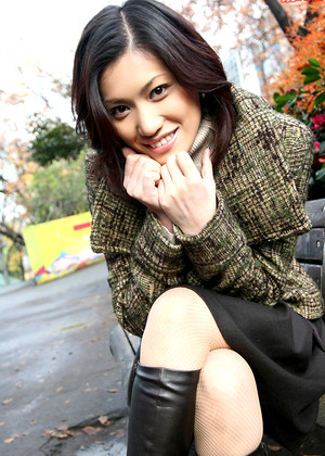 Japanese Syoko Mitsui 3gpsunnyxxxx Ebony Posing jpg 1