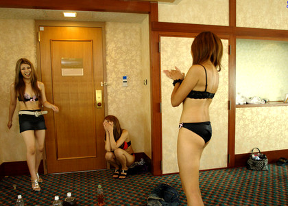 Japanese Ten Girls Cheerleader Strip Bra jpg 4