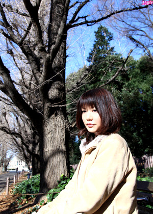 Japanese Yuka Ashida Poses Beauty Picture jpg 2