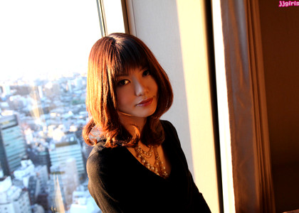 Japanese Yuka Ashida Poses Beauty Picture