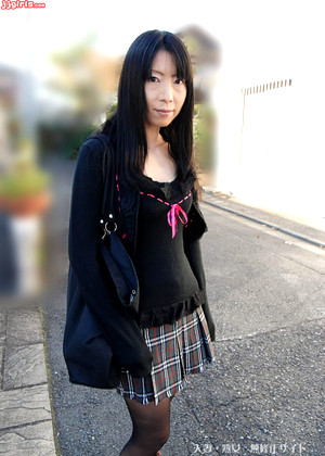 Japanese Yuko Arakawa Newbie Pissing Photos jpg 4