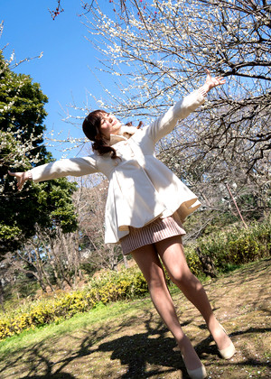 Japanese Yumi Maeda Performer Strip Bra jpg 5